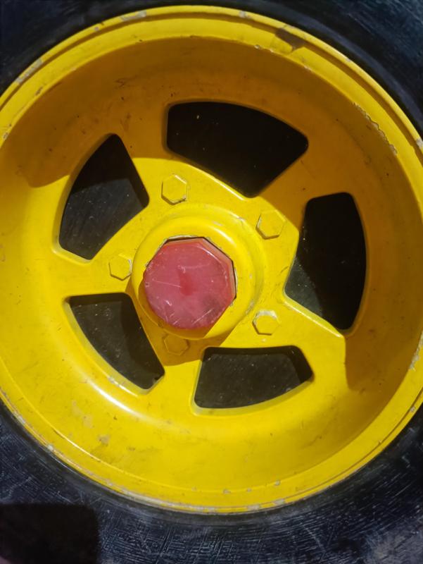 Wheel Nut Cover for Peg Perego Gaucho