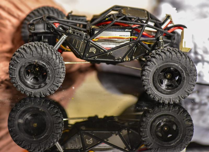 Furitek Orlandoo Hunter 18MM rims for larger crawling tires