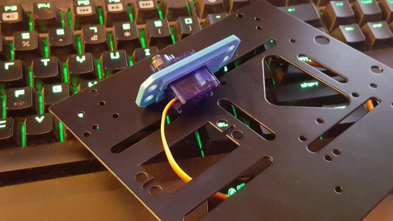 SG92R servo mount for sainsmart 4wd car kit