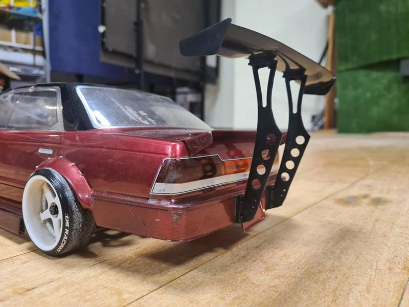 Chassis wing mount for drift