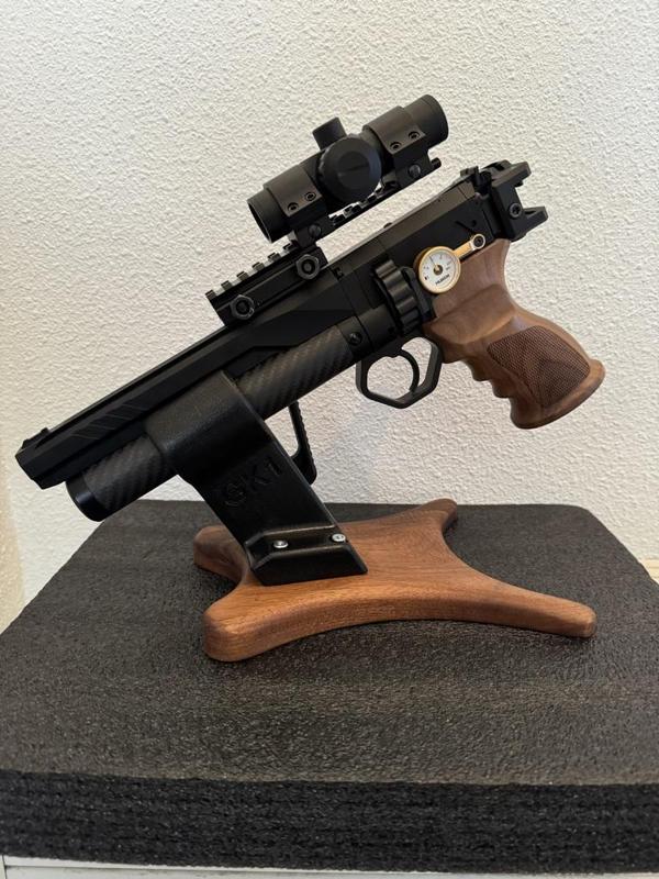 Huben GK 1 stand (part of)