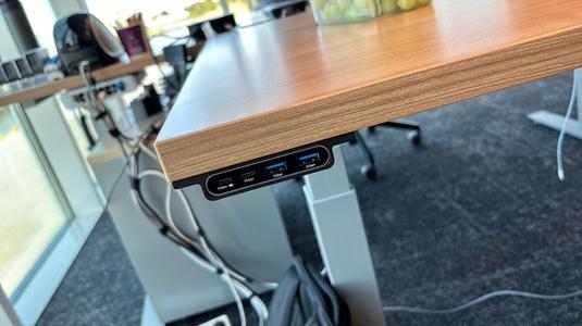 Startech USB-C Hub under desk mount