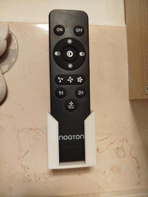Noaton controller holder
