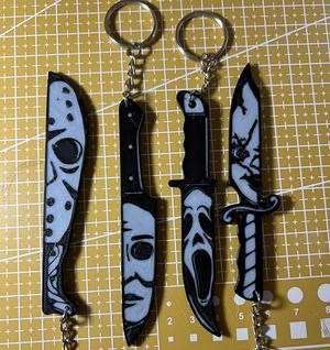 Kit of 4 halloween keychain knife horror