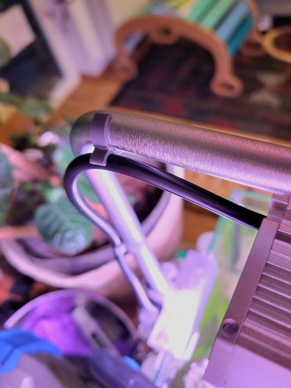 Week aqua cable clip