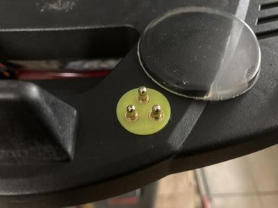 Motorcycle top case connector for stop lights and rear (or internal) light