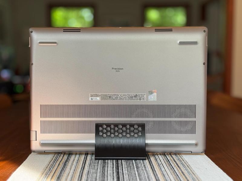 Mobile Workstation Vertical Stand - Dell 7670