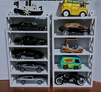 Hot Wheels Wall Tower with Wedge