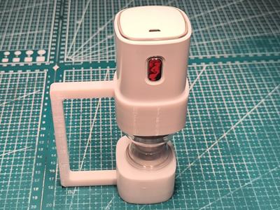 Electric pump stand for filament vacuum bags