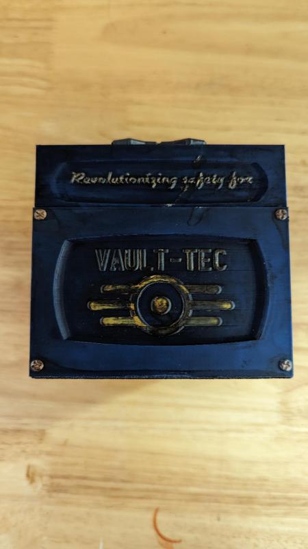 Vault-Tec MTG Commander deck box (Updated)