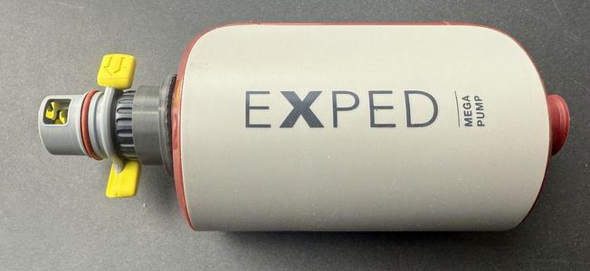 Deflation adapter for EXPED's Mega Pump connecting to THERMAREST winglock valve