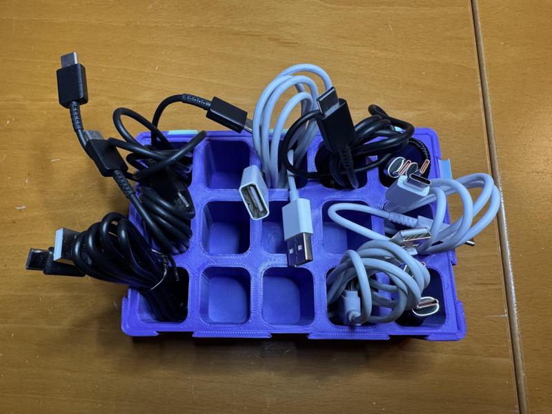 Catch all tray USB cable organiser
