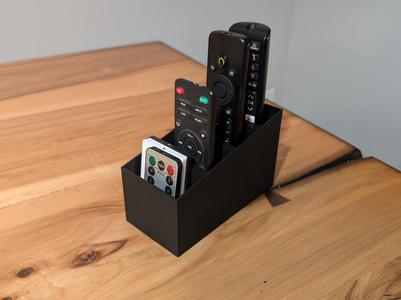 Simple Remote Holder