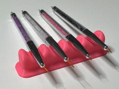 Curvy Brush Holder