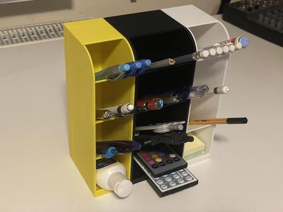 Pen Holder