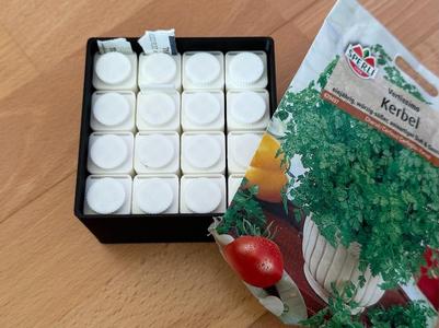 Seed or small parts storage system