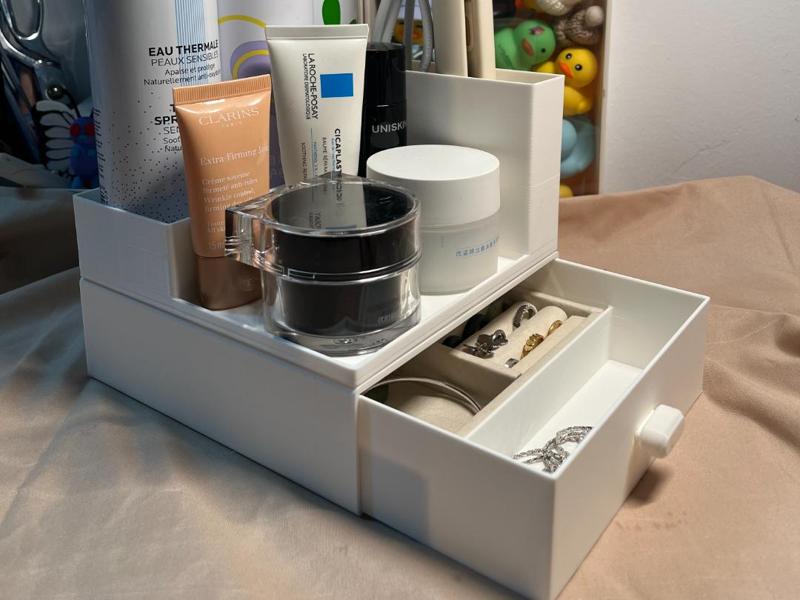 Desktop cosmetic storage box, makeup organizer. Jewelry box. Sundries box, drawer box