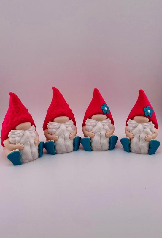 Beach Vibe Gnome -Plain