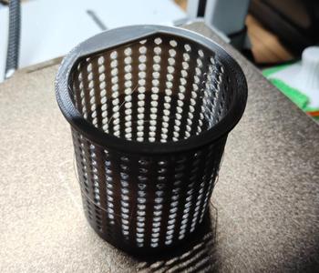 Kitchen sink filter basket drains quickly not clog