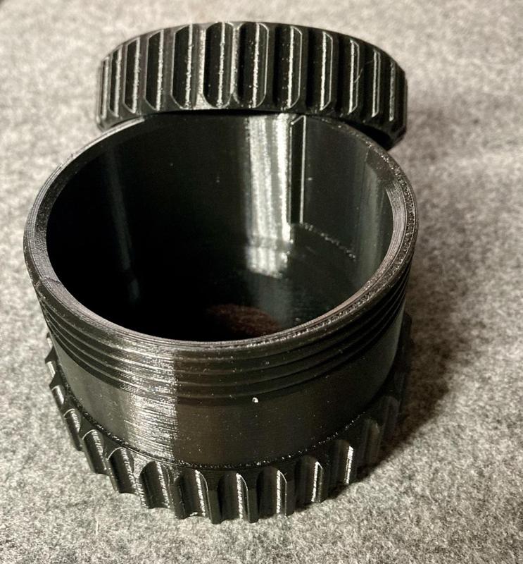 Stabiele Box mit Schraubdeckel - Durchmesser 36,5mm