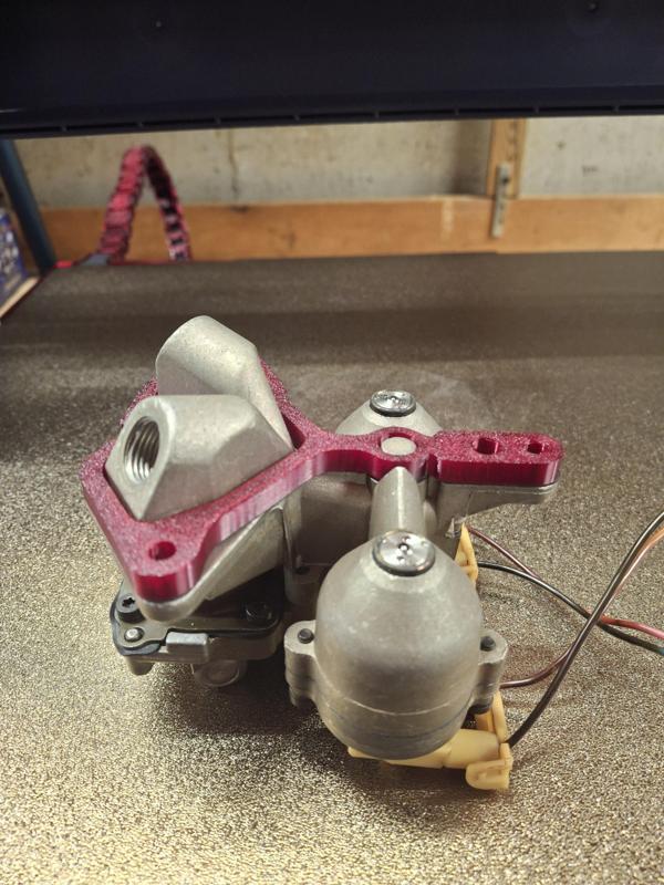 1/4" GM 220 TBI injector pod spacer