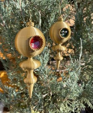 Recessed Spindle Ornament