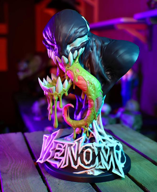 Venom Bust