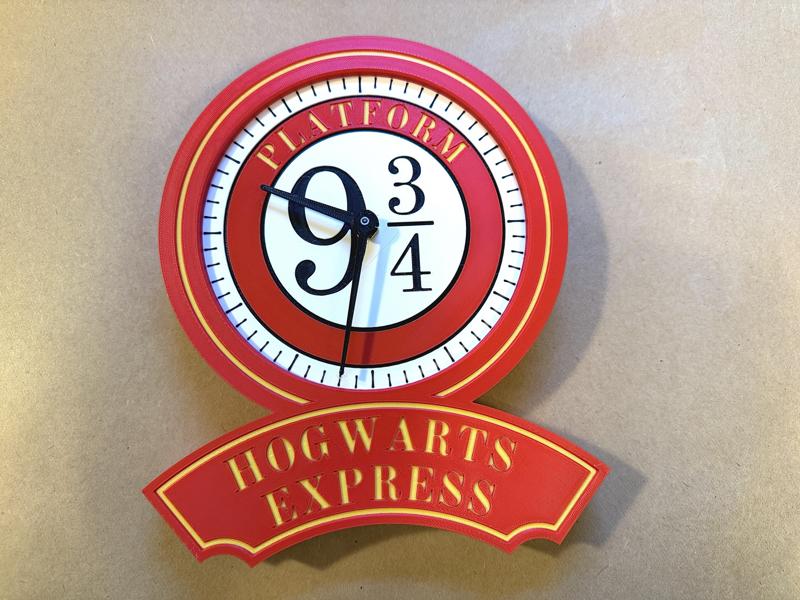 Hogwarts Express 9 ¾ Train Station Clock