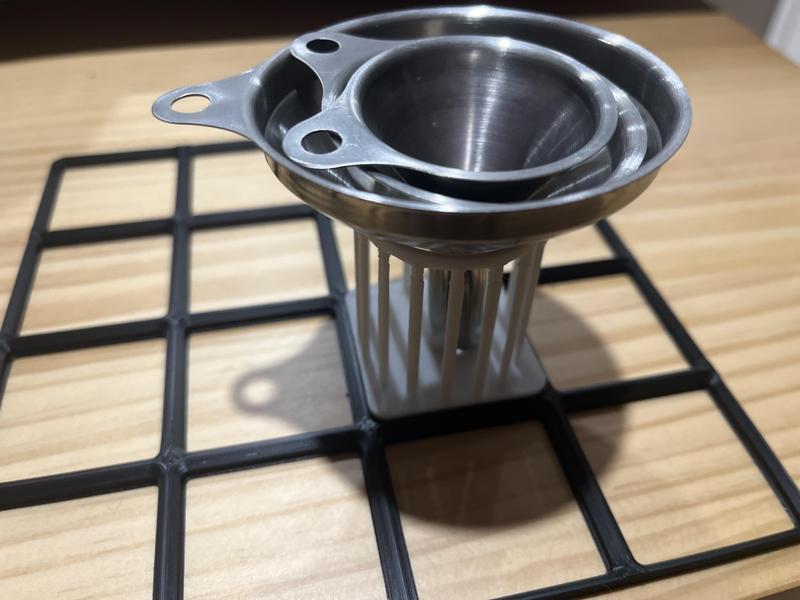 Gridfinity Kitchen Funnel Stand (parametreic)