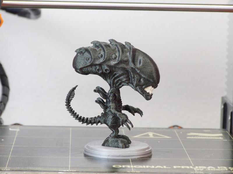 Cute Alien Xenomorph (multi-material remix)