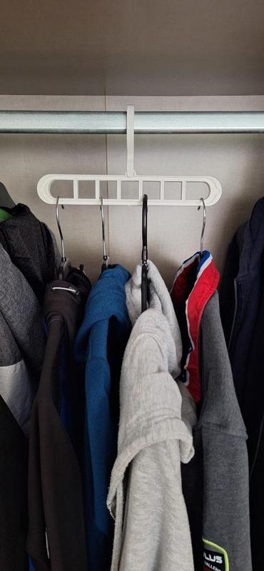 Verstellbarer Kleiderbügel