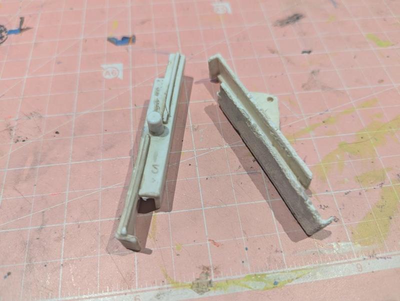 Glass shutter hidden tilt bar connectors - שלות לתריס רפפה זכוכית