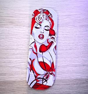 Bookmark Pinup