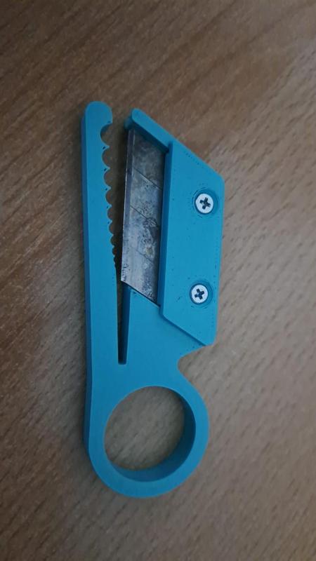 Wire Stripper (Cutter Blade) v2