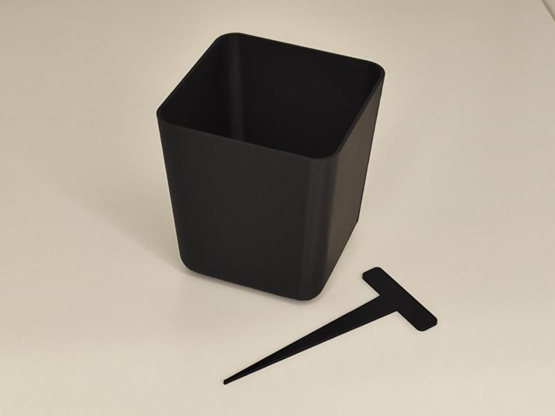 Planter Pot With Label Sign