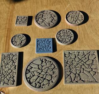 Mini Bases - Cracked Earth - Round/Square
