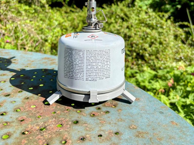 Universal Gas Canister Tripod Stand