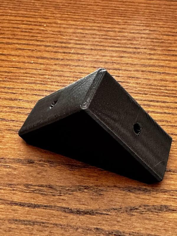 2020 extrusion joint