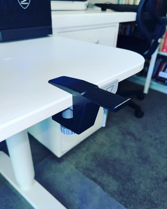 Headphone Holder - Desk Mounted