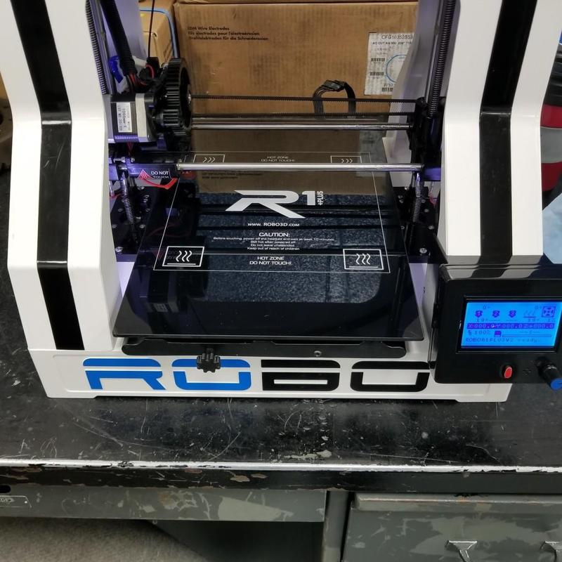 Robo R1+ belt tensioning knob