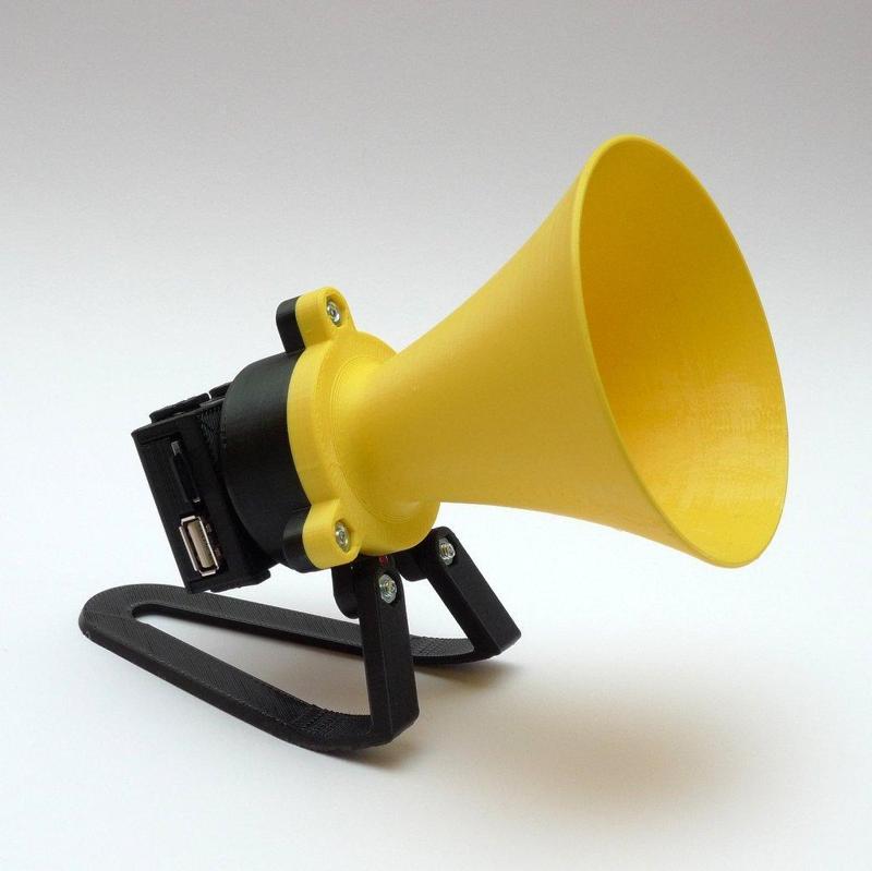 "Megaphone" MP3 player