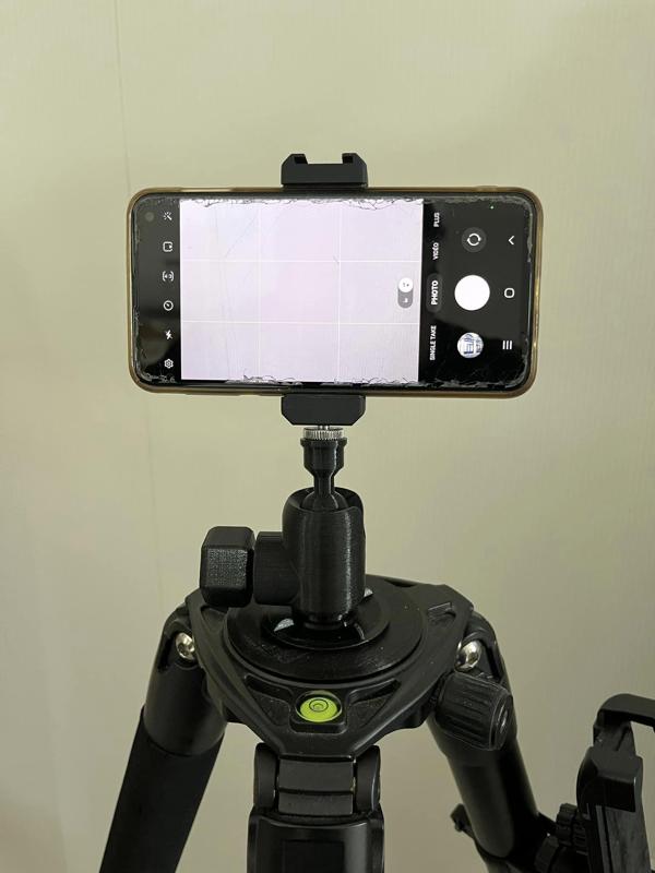 Photo phone adapter for eVscope unistellar tripods