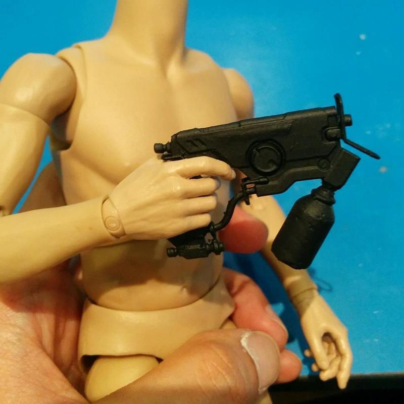 Tracer's TraceMaker (1/6th Scale) from Overwatch