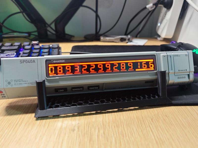 Flash Extreme Wandering Earth Internet Key Power Bank Stand