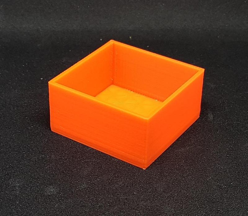 Masu (Square Rice Box and Sake Container)