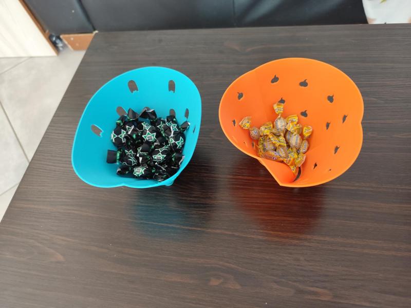 Pumpkin / ghost / Halloween shaped bowl