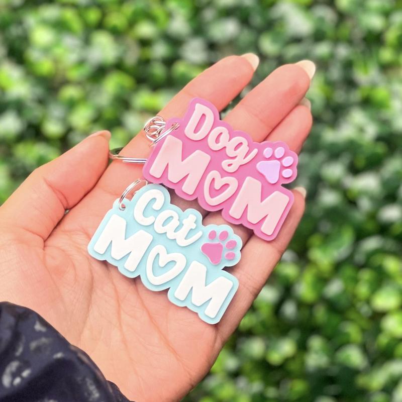 DOG MOM and CAT MOM keychain
