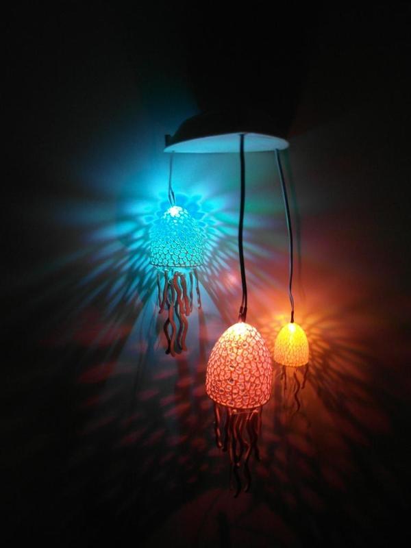 Voronoi Jellyfishes - Lighted Decoration