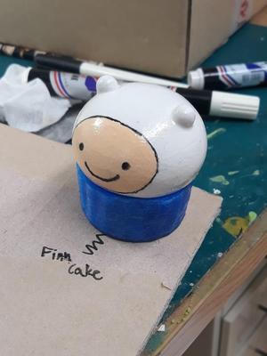 finn cake (sdcard holder)