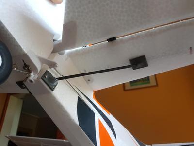 Durafly Tundra 1300mm Tail Struts